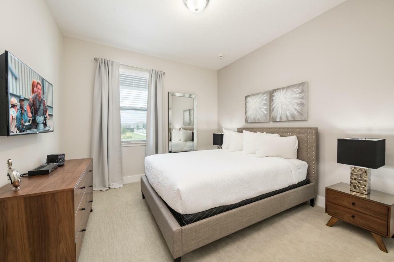 Beautiful Home Near Disney By Rentyl With Private Pool, Themed Rooms, Pool Table & Resort Amenities - 140B オーランド エクステリア 写真
