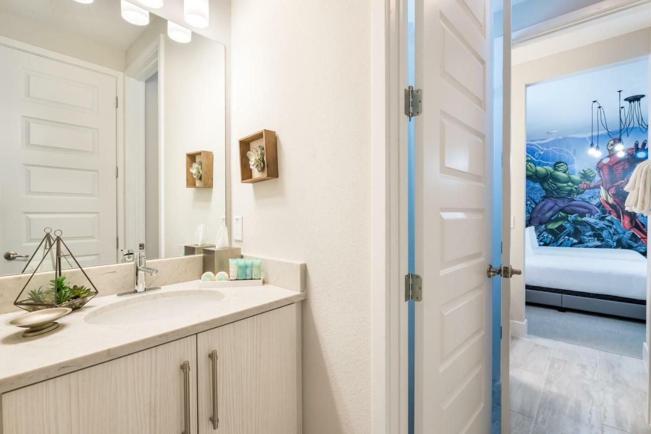 Beautiful Home Near Disney By Rentyl With Private Pool, Themed Rooms, Pool Table & Resort Amenities - 140B オーランド エクステリア 写真